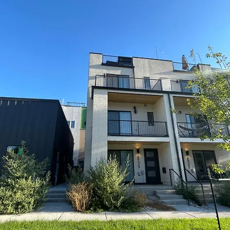 Private, Cozy, Suite By Mile High Stadium And Downtown Denver!